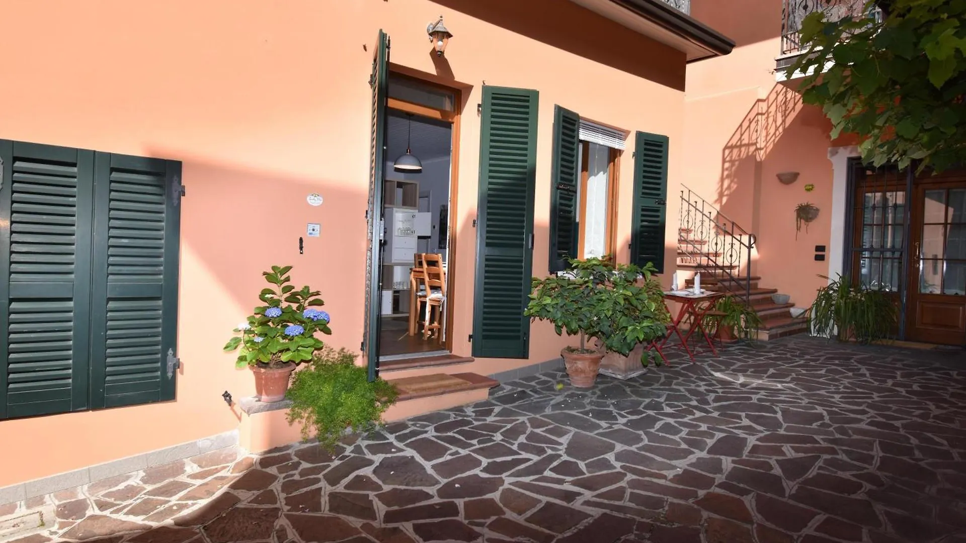 Vicky Loft Morgnaga - Happy Rentals Gardone Riviera Italien